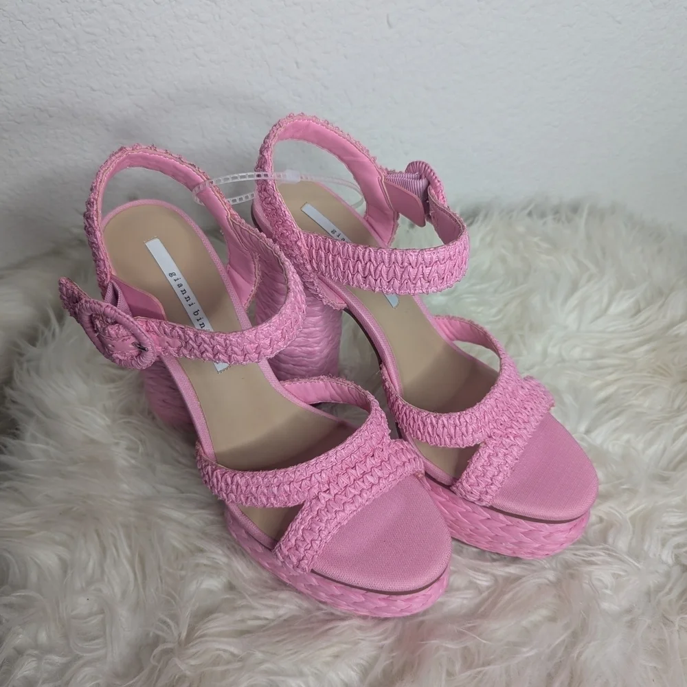 Gianni Bini Stylish Pink Platform Sandals - Picture 5 of 14